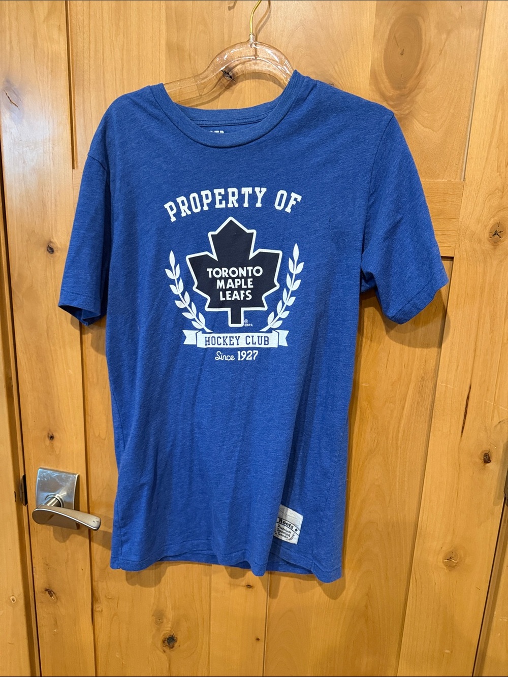 ROOTS | Toronto Maple Leafs Blue Graphic Tee with White Logo